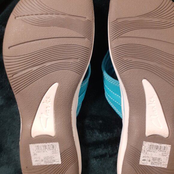 CLARKS BREEZE SEA CLOUDSTEPPERS FLIP FLP WOMEN'S SANDALS 9 M     NEW - Picture 8 of 11